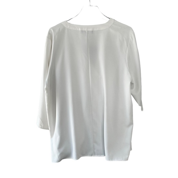 Eloquii White V neck Front Plead Wide Sleeves Blouse Top size 16 (flawed) - Picture 3 of 15